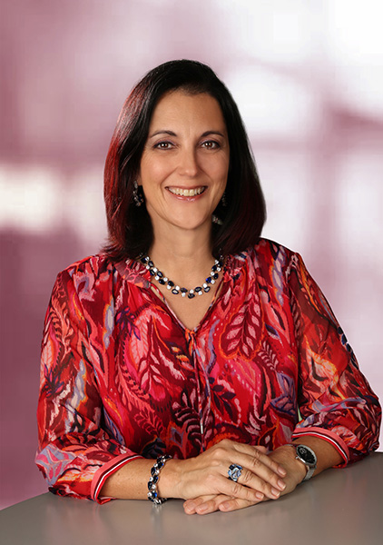 Portrait Dr. Judith Hacker